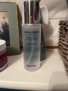 Medipeel peptide 9 aqua essence toner 250ml