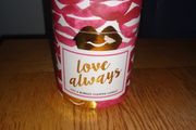 Love Always Fizz &amp; Bubbles Scent Candle for Sale
