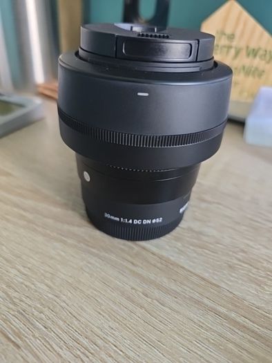 Sigma 30mm 1.4 DC
