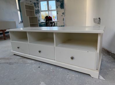 Free tv unit