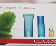 Clarins Hydra-essentiel gift set New