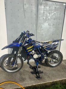 Yz 85