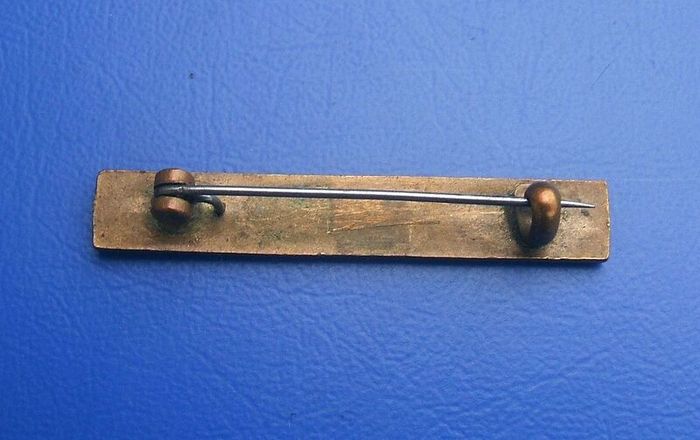 WESLEY DEACONESS ORDER (Methodist Church) - a vintage Sister's Order badge (a rare badge)