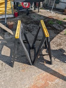 Garage Sale: Stands