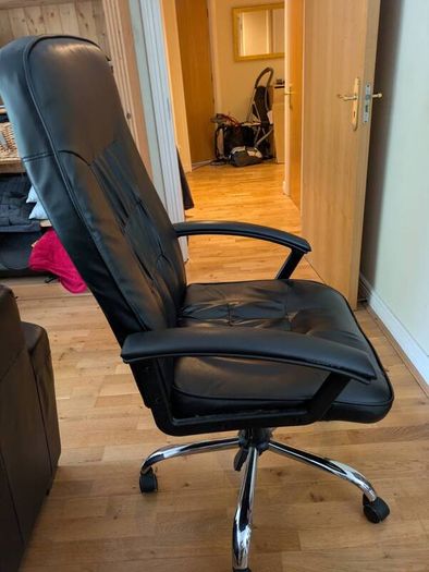 Desk & Chair