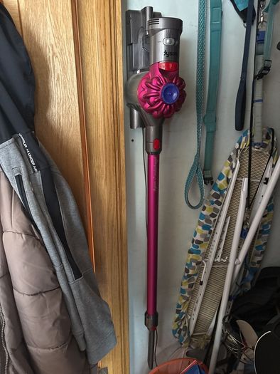 Dyson handheld (suitable for parts)