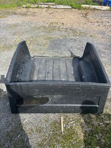 Jeep insert