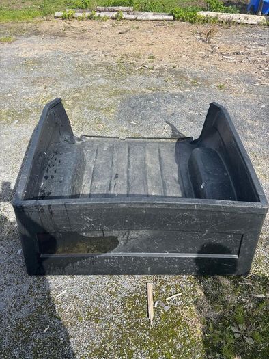 Jeep insert