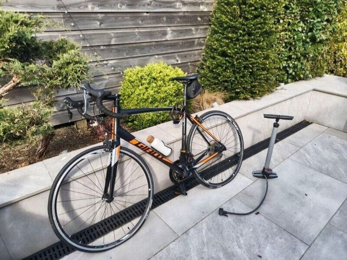 Mens Contend Giant AR3 bike Barely used, like new