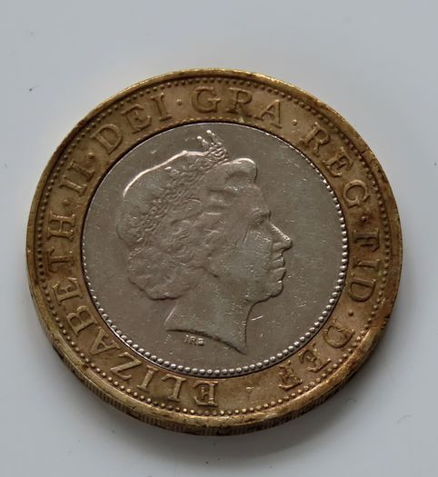 Standing on the Shoulders of Giants Two Pounds 2001
