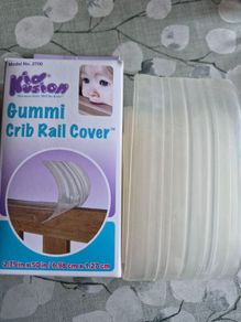 Teething child cot protector