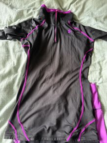 Under Armour Women's Sports Set (Size S) - Top & Leggings Bundle