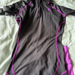 Under Armour Women's Sports Set (Size S) - Top & Leggings Bundle