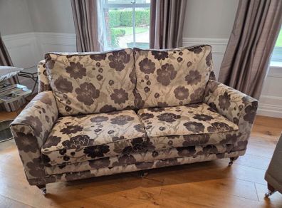 Sofa & arm chairs