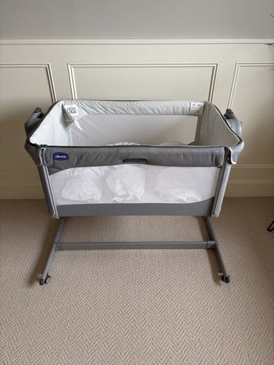 Chicco Next2Me Crib - Stone