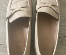 Ladies size 6 office leather loafers