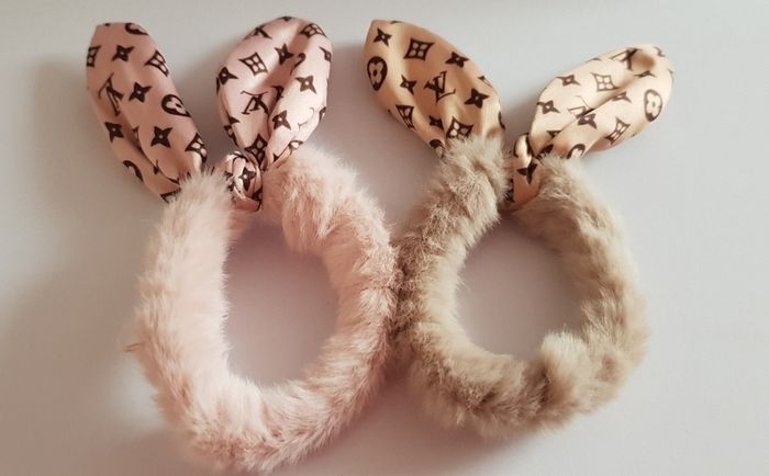 New LV Hair Tie