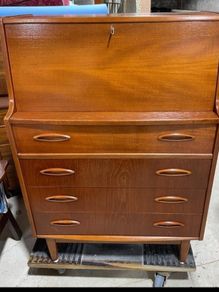 Mid Century Jentique Bureau