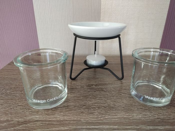 Yankee Candle Glass Votive Holders and Ceramic Tart Burner and Tea Light