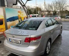 2010 Toyota Avensis