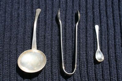 Vintage Spoons 4,4" - 4,4" - 2,4"