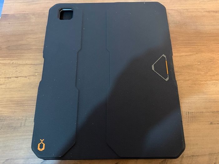 SUPCASE UB AERO SERIES magnetic IPAD 13 pro case with pen holder