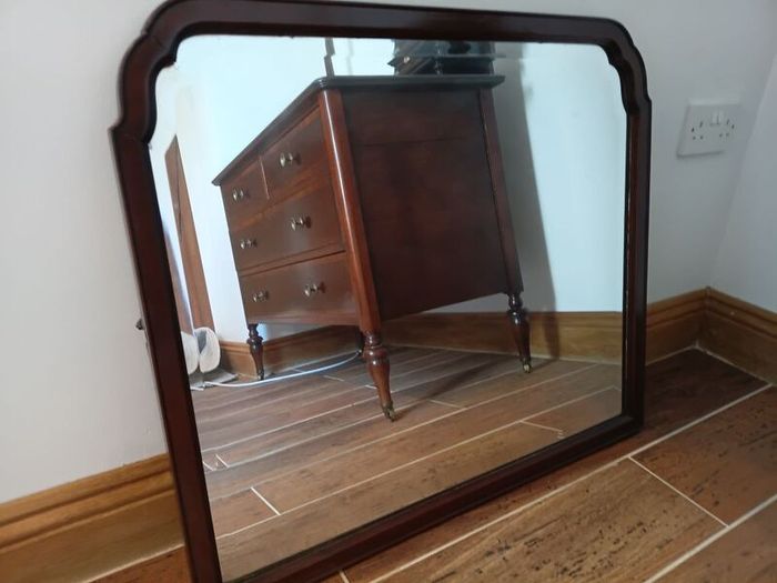 Antique dressing table with mirror