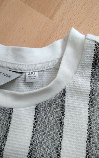 Men's T-Shirt and Shorts .. Size: XX-Large
