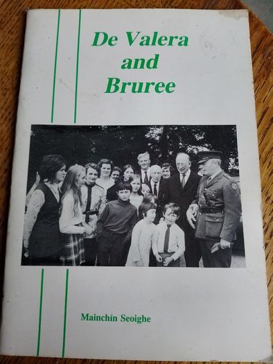 De Valera and Bruree 1985 Mainchin Seoighe