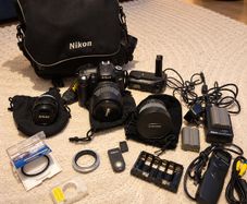 Nikon D90 DSLR Camera Kit  3 Lenses  18 105mm / 50mm f/1.8 / Samyang 8mm Fisheye