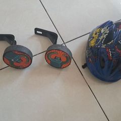 Kids bike helmet & stabilisers