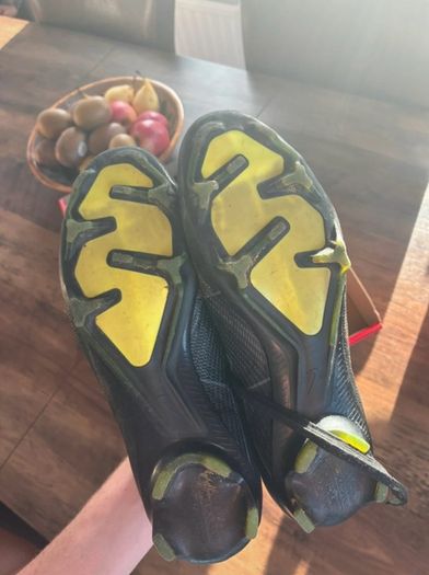 nike football boots