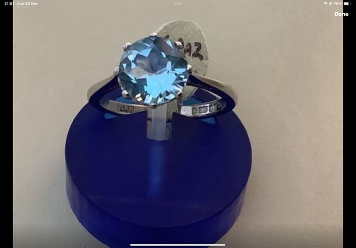 New 18ct White Gold Large Topaz Stone Ring