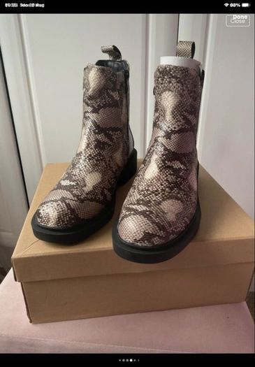 ankle boots  size 39 snake skin effect ankle boot