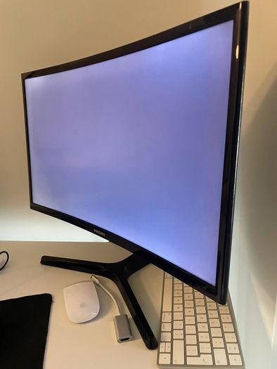 Samsung Curve Monitor