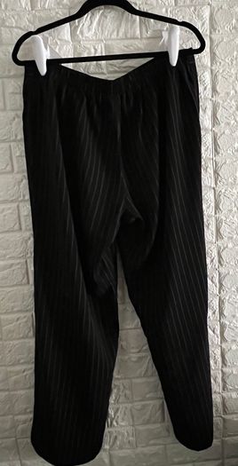 Bundle of Trousers and Leggings with stretchy waist and regular length.