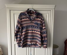 Patagonia Navy Pattern Fleece Men's Medium