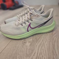 nike trainers