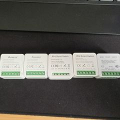 Wifi smart switch works with Tuya