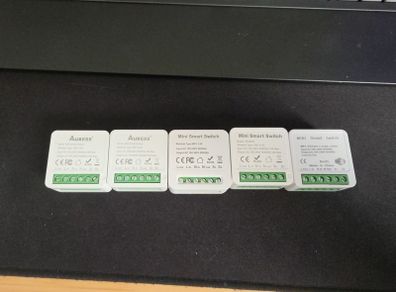 Wifi smart switch works with Tuya