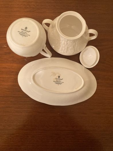 Teaset, Vintage, Wedgewood Strawberry & Vine