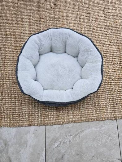 Cat bed