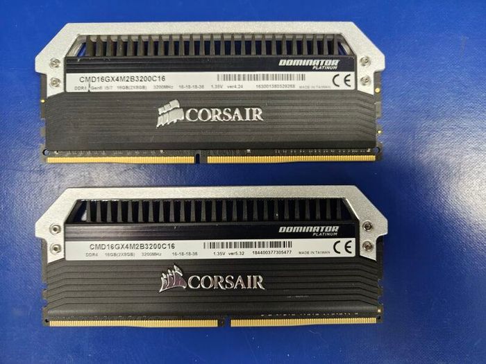 Corsair Dominator Platinum