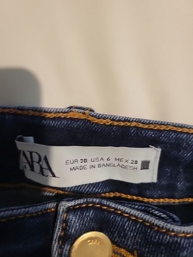Zara Jeans