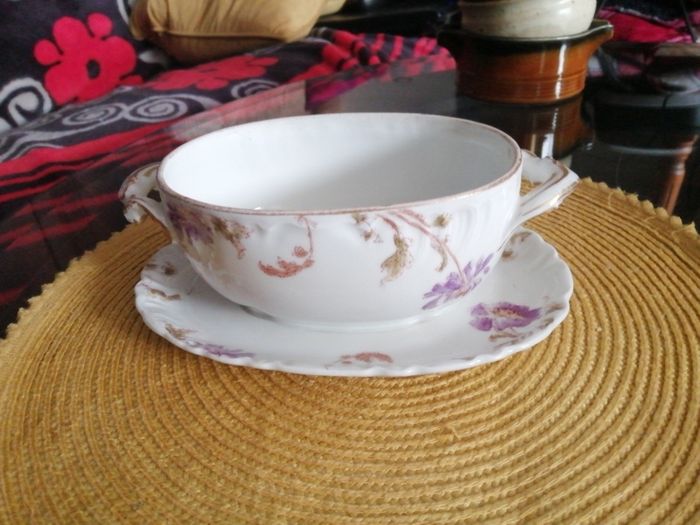 Vintage/ antique Gravy Boat Attached Underplate  France