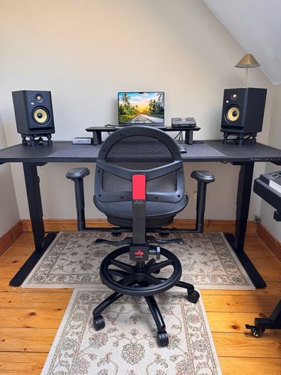 Stealth Pro Executive Audio Engineer Chair