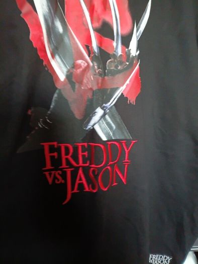 Freddie Vs Jason  Tee Shirt "New"