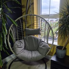 Egg chair