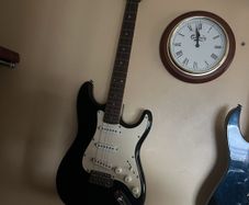 eleca strat
