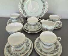 Tea Set Paragon Jacobean